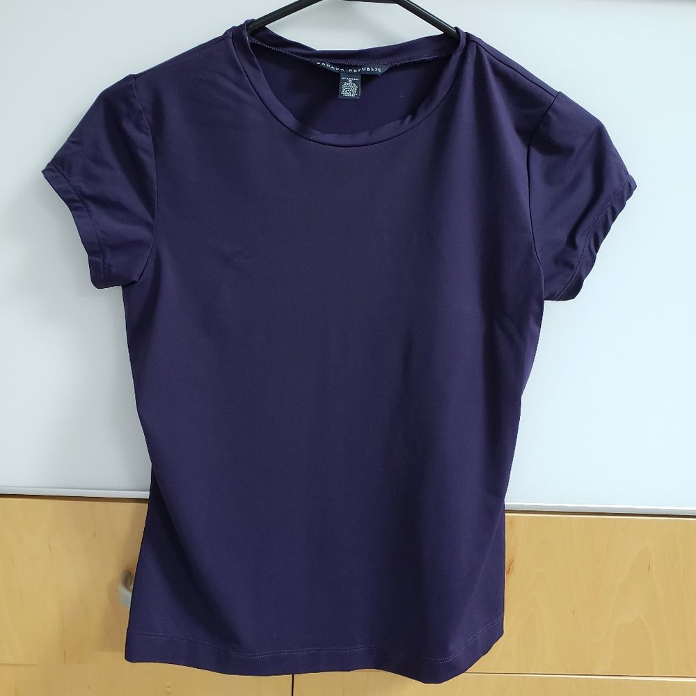 Banana Republic Purple T